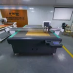 2026 CNC Automatic Oscillating Knife Flatbed Cutting Plotter for Carton - Image 4